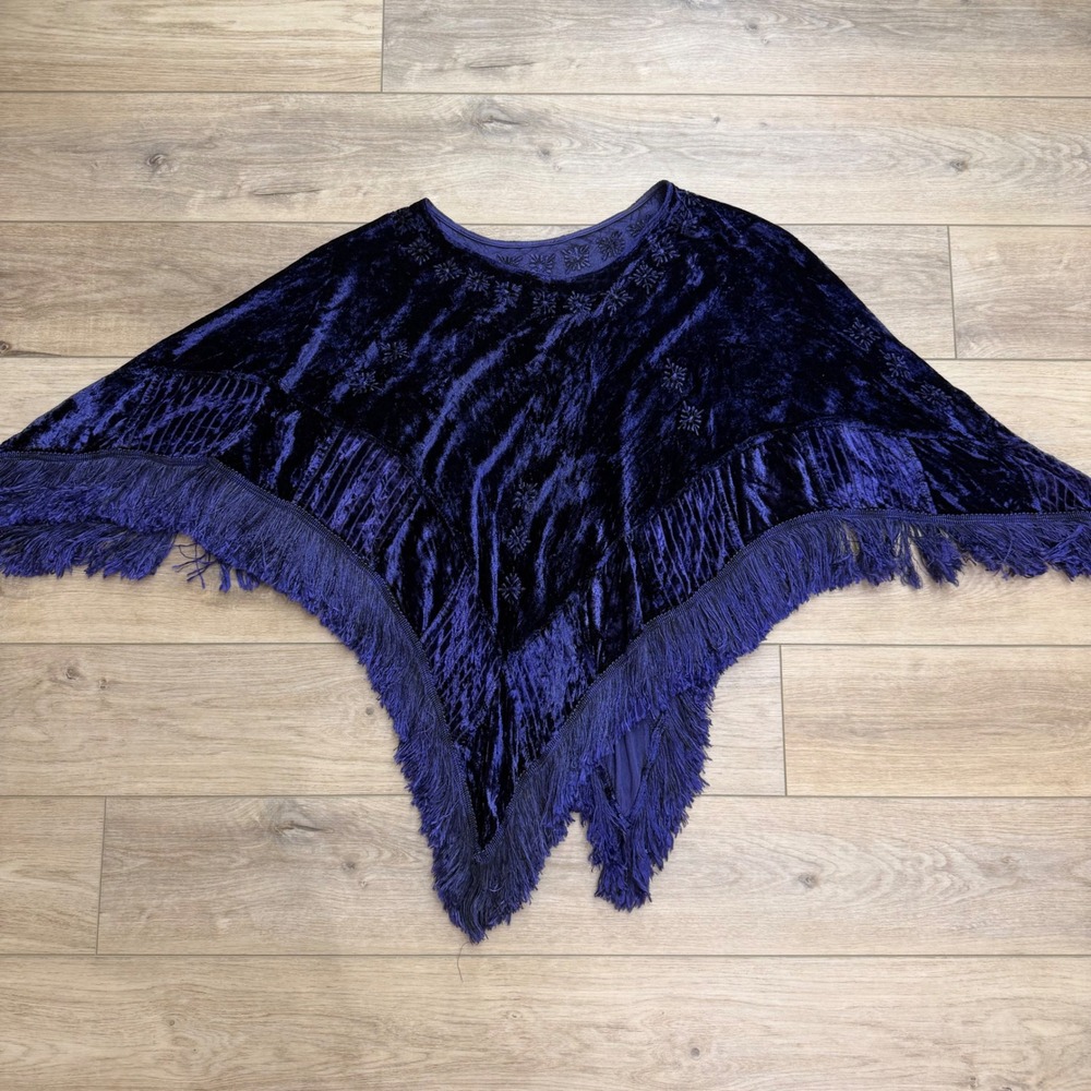 Vintage Purple Crushed Velvet Embroidered Fringe Poncho Whimsigoth  Witchcore - Picture 4 of 7